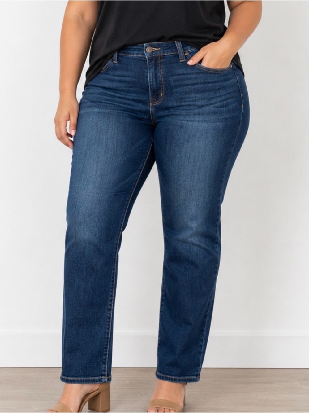 Rock & Republic Dark Blue Jeans - Classic Straight Fit SZ 14